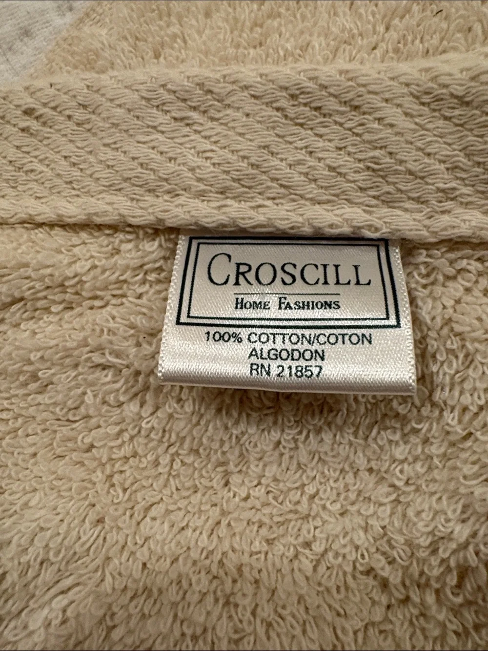 Embroidered Fringe 2 bath Towels - Cream with Teal & Burgundy Accents
